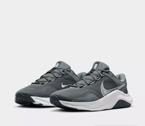 Nike Legend Essential 3 EUR :42’