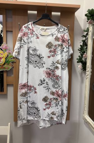 Új Női Tunika vagy ruha egy méret